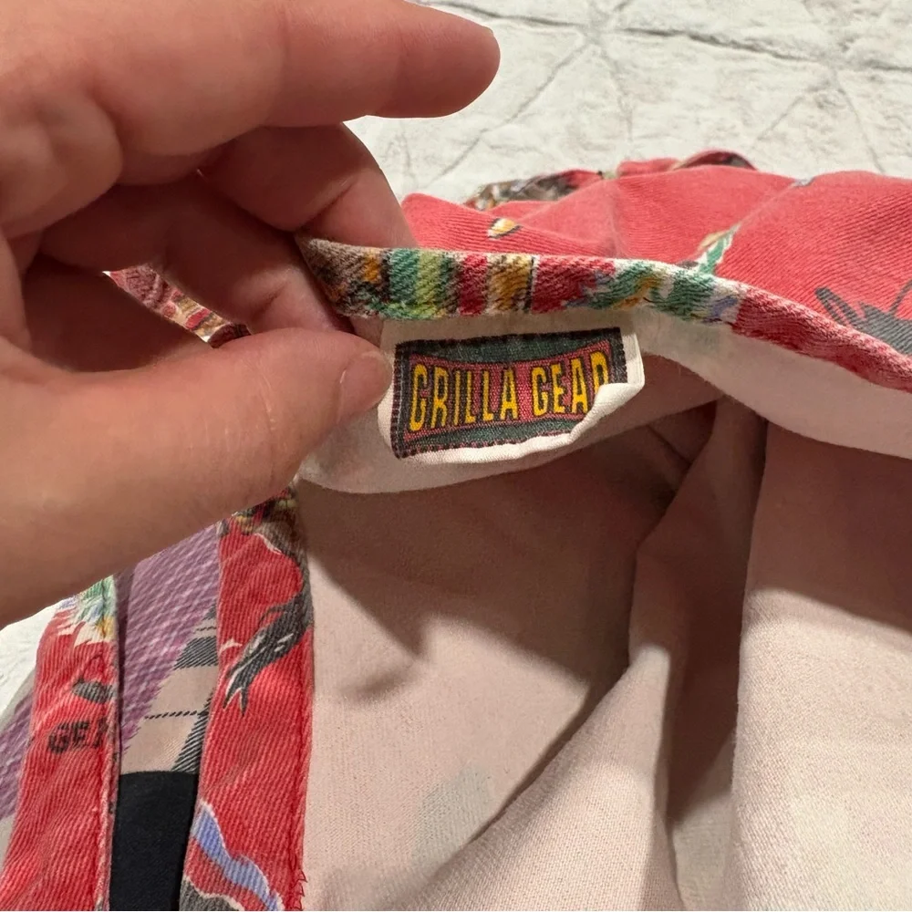 Vintage Grilla Gear Apron Red Western Gorillas Fun Pocket USA Made Cotton - Picture 4 of 6